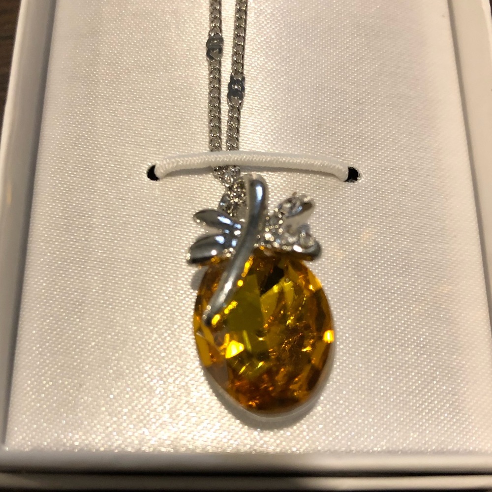 Dragonfly 925 Sterling silver/ crystal necklace